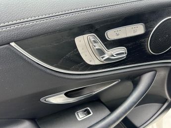 Mercedes E Class E 300 AMG LINE PREMIUM