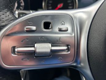 Mercedes E Class E 300 AMG LINE PREMIUM