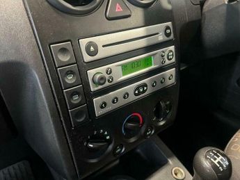 Ford Fusion 1.4 TD 2