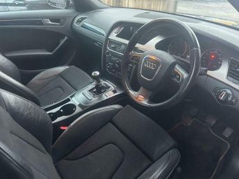 Audi A4 Avant 2.0 TDI S line Euro 4 5dr