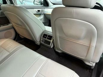 Jaguar XF 2.2d Premium Luxury Auto Euro 5 (s/s) 4dr