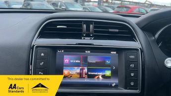 Jaguar F-Pace 2.0 D180 Portfolio SUV 5dr Diesel Auto AWD Euro 6 (s/s) (180 ps)