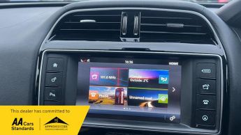 Jaguar F-Pace 2.0 D180 Portfolio SUV 5dr Diesel Auto AWD Euro 6 (s/s) (180 ps)