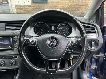 Volkswagen Golf 1.6 TDI BlueMotion Tech SE DSG Euro 5 (s/s) 5dr