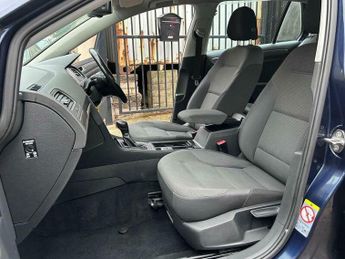 Volkswagen Golf 1.6 TDI BlueMotion Tech SE DSG Euro 5 (s/s) 5dr