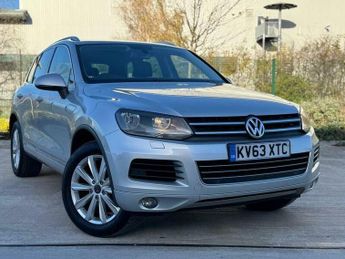 Volkswagen Touareg 3.0 TDI V6 BlueMotion Tech SE Tiptronic 4WD Euro 5 (s/s) 5dr