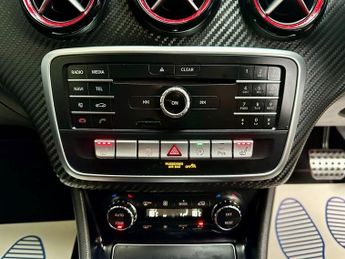 Mercedes A Class AMG A 45 4MATIC PREMIUM