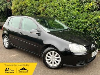 Volkswagen Golf MATCH FSI 115