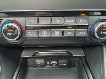 Kia Optima 2.0h GDi 11.26kWh Plus Sportswagon Auto Euro 6 5dr