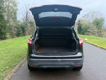 Nissan Qashqai 1.2 DIG-T Tekna XTRON 2WD Euro 6 (s/s) 5dr
