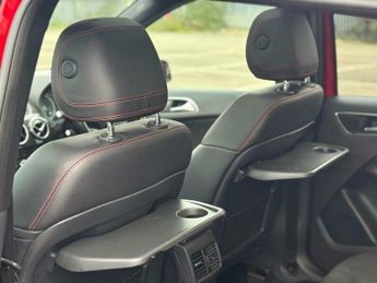 Mercedes-Benz B Class 2.1 B200d AMG Line (Premium Plus) 7G-DCT Euro 6 (s/s) 5dr