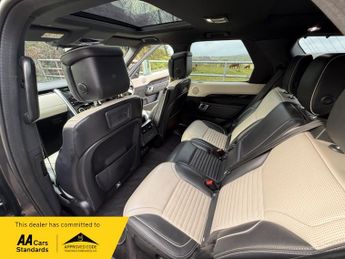 Land Rover Discovery R-DYNAMIC HSE