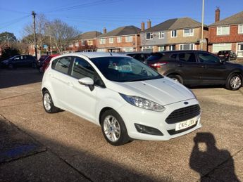 Ford Fiesta 1.25 Zetec Hatchback 5dr Petrol Manual Euro 5 (82 ps)