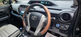 Toyota Yaris AQUA 1.5 VVT-h T Spirit CVT Euro 5 5dr