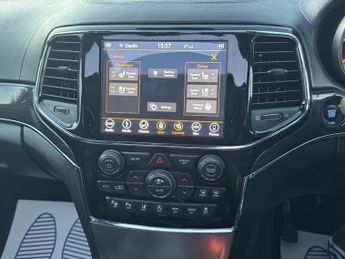 Jeep Grand Cherokee 3.0 V6 MultiJetII Overland SUV 5dr Diesel Auto 4WD Euro 6 (s/s) 