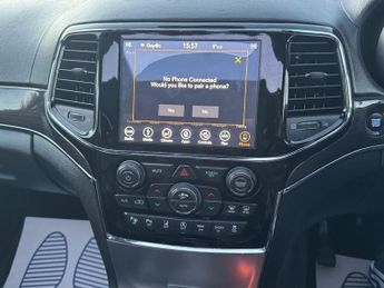 Jeep Grand Cherokee 3.0 V6 MultiJetII Overland SUV 5dr Diesel Auto 4WD Euro 6 (s/s) 