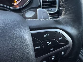 Jeep Grand Cherokee 3.0 V6 MultiJetII Overland SUV 5dr Diesel Auto 4WD Euro 6 (s/s) 