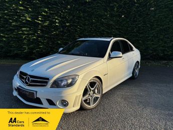 Mercedes-Benz C Class Saloon 6.3 C63 V8 Amg (2009)