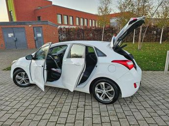 Hyundai I30 1.6 CRDi Blue Drive SE Nav DCT Euro 6 (s/s) 5dr