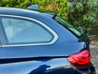 BMW 5 SERIES 2.0 520d SE Touring Auto Euro 6 (s/s) 5dr