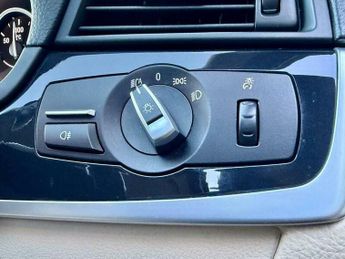 BMW 5 SERIES 2.0 520d SE Touring Auto Euro 6 (s/s) 5dr