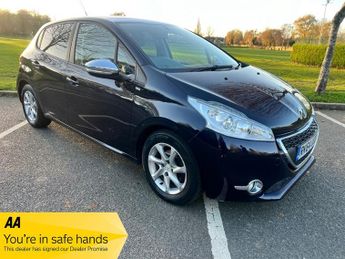 Peugeot 208 STYLE (FREE WARRANTY)
