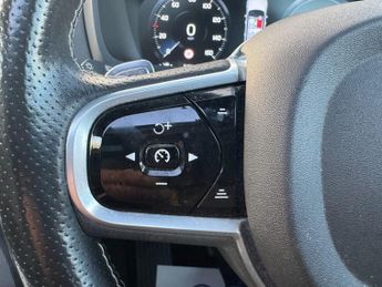 Volvo XC90 2.0h T8 Twin Engine 10.4kWh R-Design Pro SUV 5dr Petrol Plug-in 