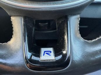 Volvo XC90 2.0h T8 Twin Engine 10.4kWh R-Design Pro SUV 5dr Petrol Plug-in 