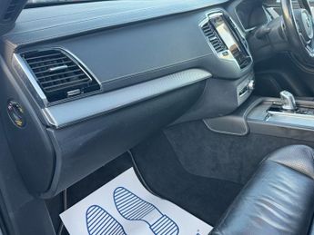 Volvo XC90 2.0h T8 Twin Engine 10.4kWh R-Design Pro SUV 5dr Petrol Plug-in 