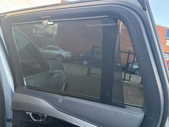 Volvo XC90 2.0h T8 Twin Engine 10.4kWh R-Design Pro SUV 5dr Petrol Plug-in 