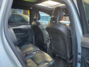 Volvo XC90 2.0h T8 Twin Engine 10.4kWh R-Design Pro SUV 5dr Petrol Plug-in 