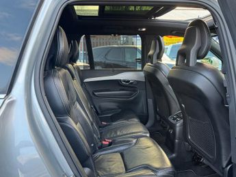 Volvo XC90 2.0h T8 Twin Engine 10.4kWh R-Design Pro SUV 5dr Petrol Plug-in 