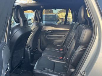 Volvo XC90 2.0h T8 Twin Engine 10.4kWh R-Design Pro SUV 5dr Petrol Plug-in 