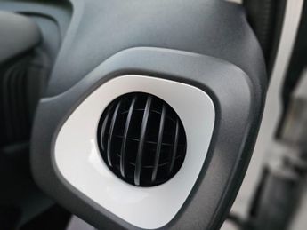 Toyota AYGO 1.0 VVT-i x-trend Funroof 5dr Petrol x-shift Euro 6 (71 ps)