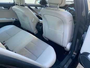 Mercedes-Benz C Class 1.8 C180 BlueEfficiency Sport Auto Euro 5 4dr
