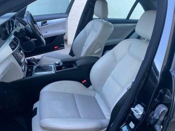 Mercedes-Benz C Class 1.8 C180 BlueEfficiency Sport Auto Euro 5 4dr