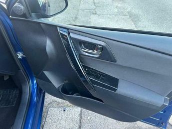 Toyota Auris 1.2 VVT-i Icon CVT Euro 6 (s/s) 5dr (Safety Sense)