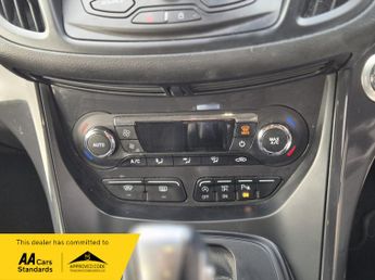 Ford Kuga TITANIUM TDCI