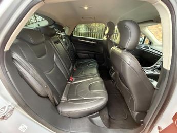 Ford Mondeo TITANIUM