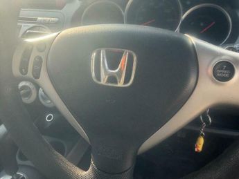Honda Jazz 1.4 i-DSI SE CVT-7 5dr