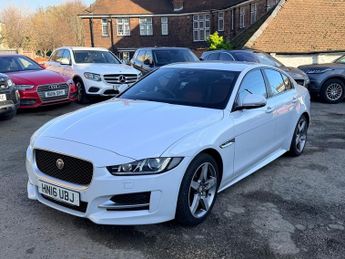 Jaguar XE R-SPORT