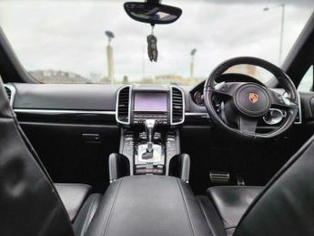 Porsche Cayenne 3.0h V6 S TiptronicS 4WD Euro 5 (s/s) 5dr
