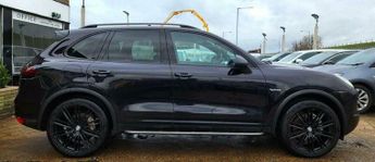 Porsche Cayenne 3.0h V6 S TiptronicS 4WD Euro 5 (s/s) 5dr