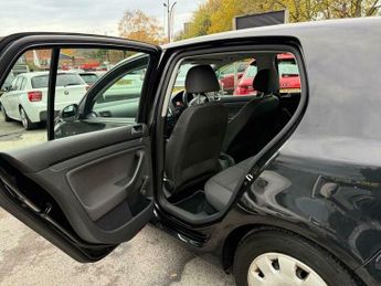 Volkswagen Golf 1.4 S 5dr