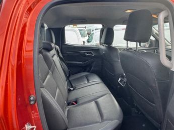 Isuzu D-Max DL40 1.9 TD DOUBLE CAB AUTOMATIC PICK UP 4X4 AIR CON APPLE CARPL