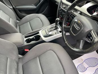 Audi A4 Avant 2.0 TDI Executive SE Estate 5dr Diesel Multitronic Euro 4 (143 p