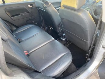 Ford Fusion ZETEC CLIMATE