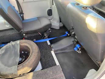 Renault Kangoo AUTHENTIQUE 16V E4