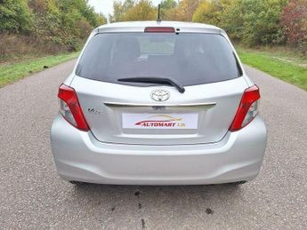 Toyota Yaris 1.0 VVT-i Multidrive S 5dr ULEZ