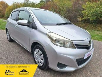 Toyota Yaris 1.0 VVT-i Multidrive S 5dr ULEZ